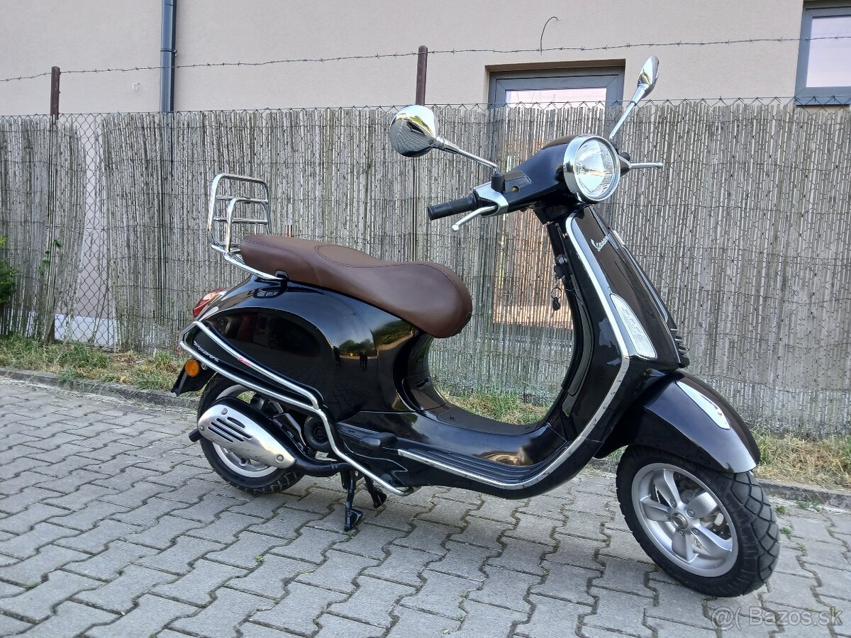 Piaggio Vespa Primavera 50 - 2