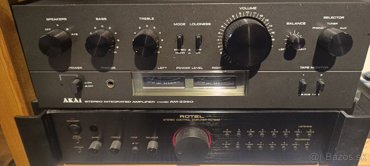 AKAI - 2