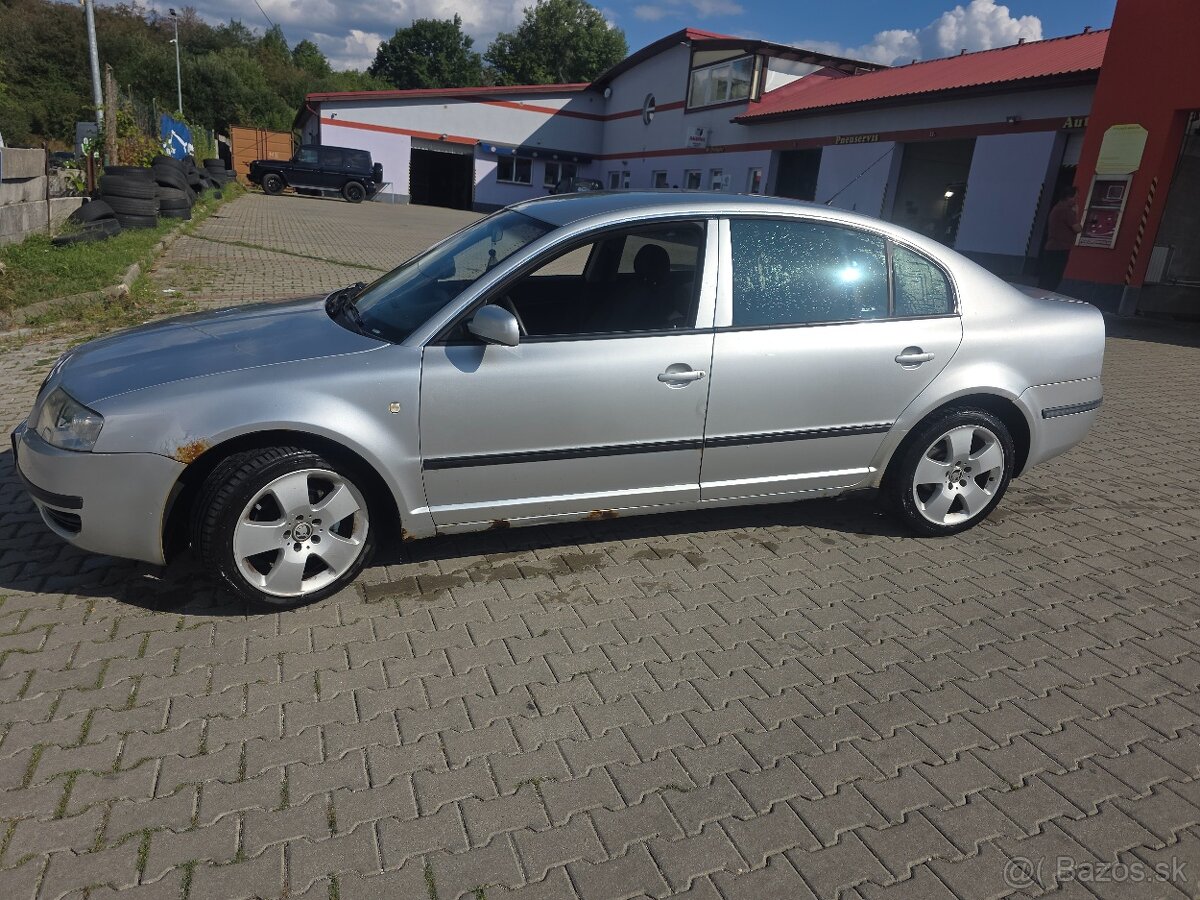Škoda Superb 1 - 2