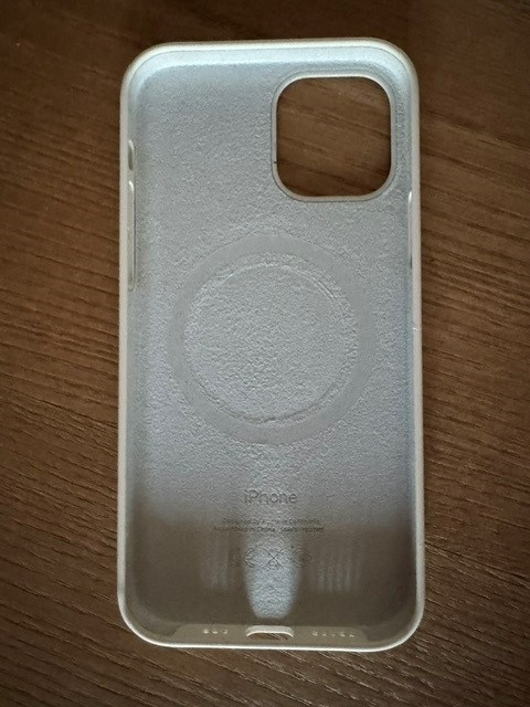 Kryt na iPhone 12 / 12 Pro - 2
