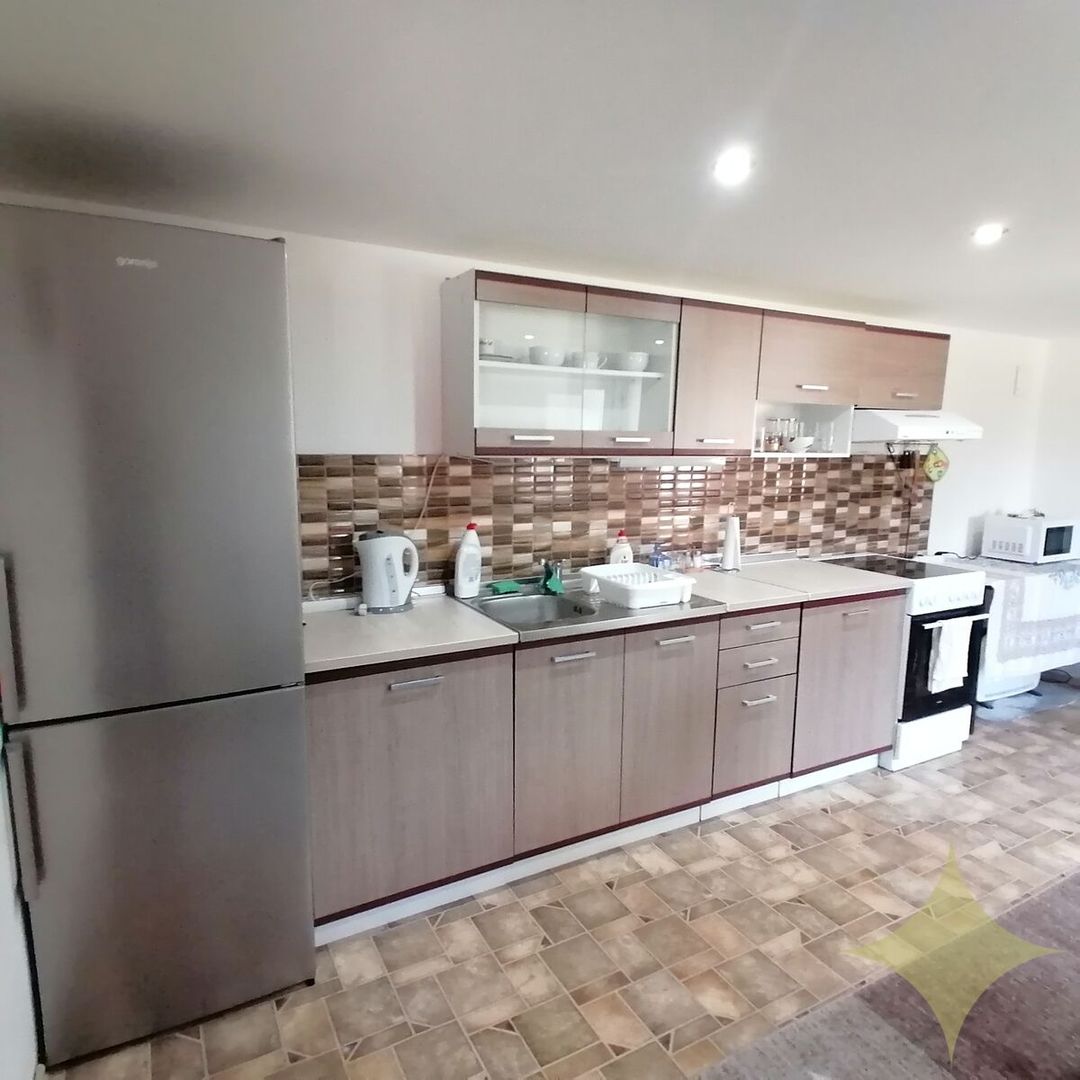 Prenájom 1 izbový byt - 2