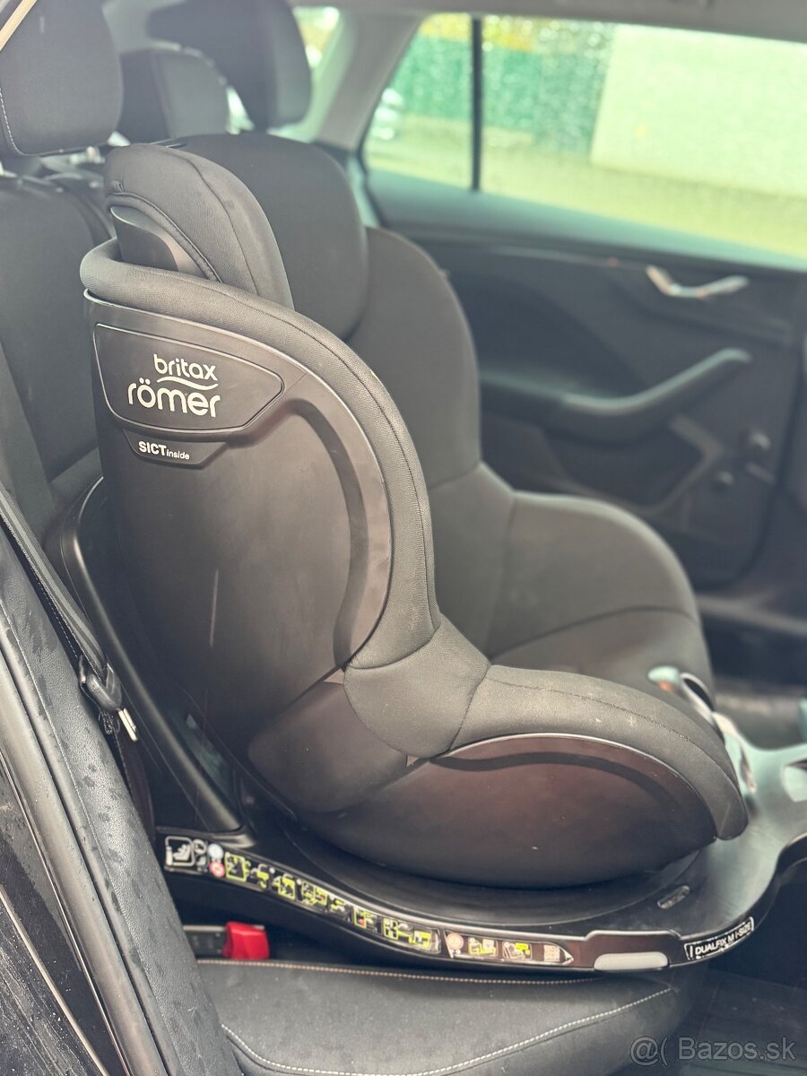 Britax Römer Dualfix Pro M Classic Deep black - 2