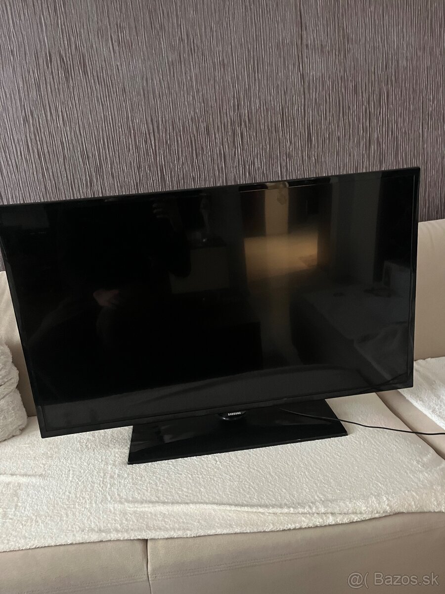 Samsung UE42F5000AW - 2