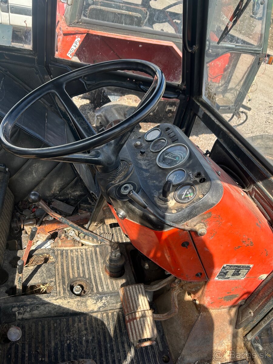 Predám komplet panel prístrojovky na Zetor major - 2