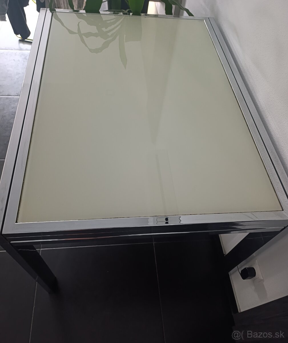 Jedalensky stol roztahovaci - 2