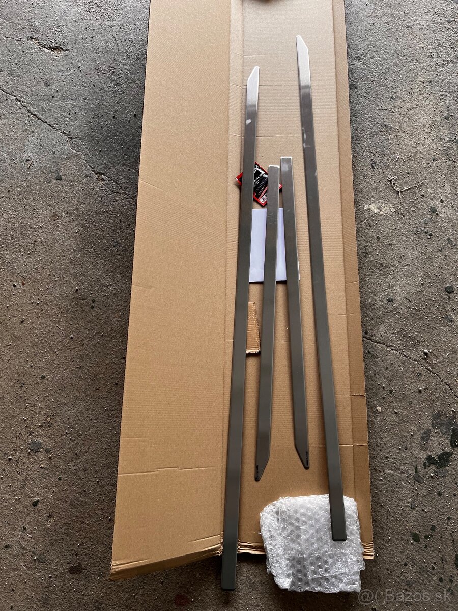 Škoda Octavia listy na dvere - 2