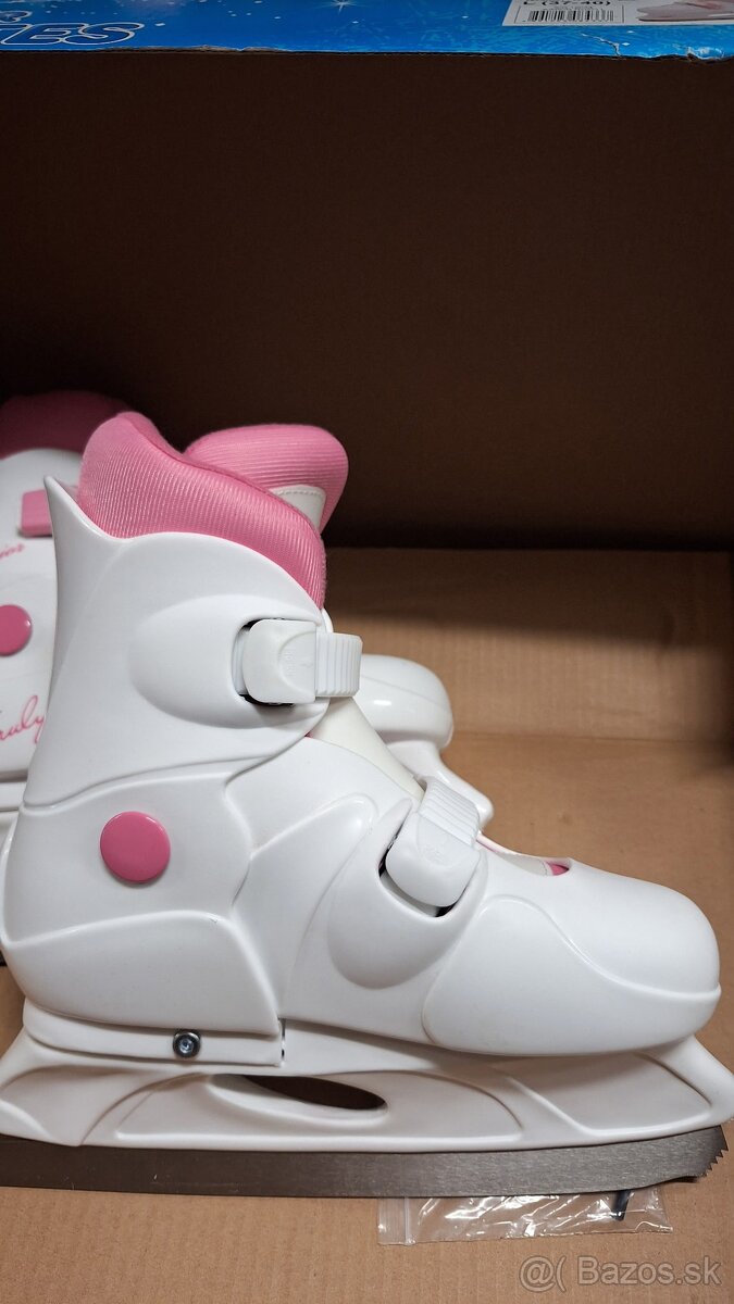 Dievčenské ľadové korčule - 2