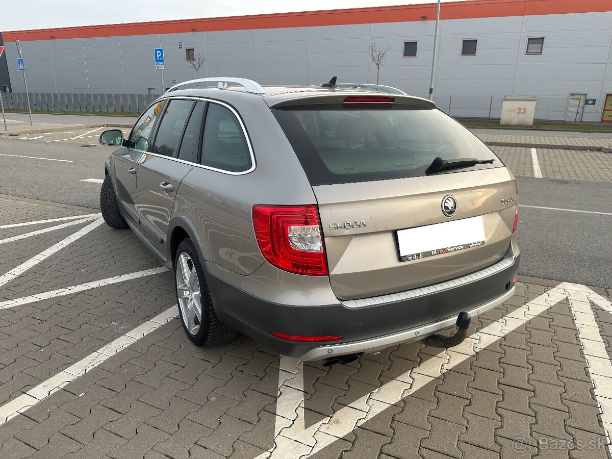 Škoda Superb Combi II 2015 po FL | 1.8TSI - 2