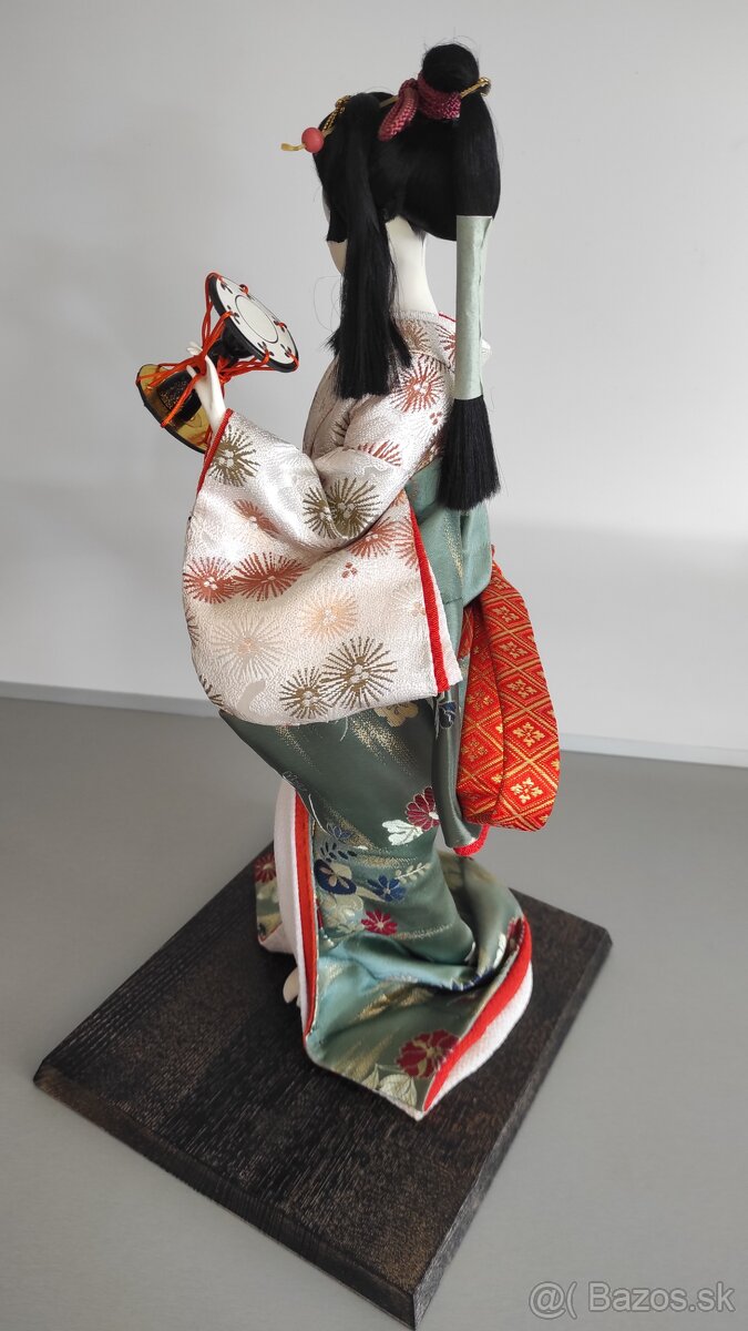 Japonská bábika s bubnom - 2