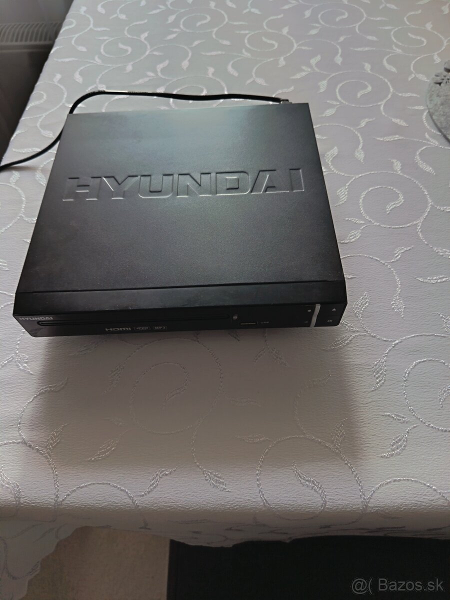 DVD prehrávač Hyundai DV-2-H 478 DU. - 2