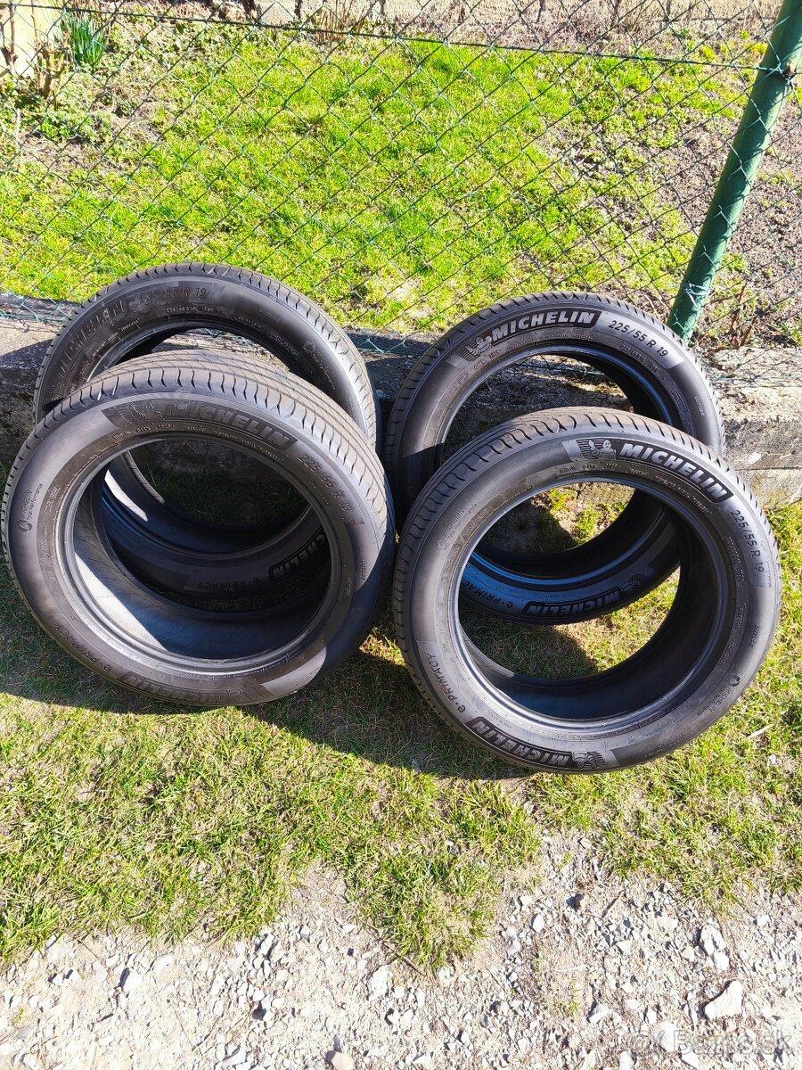 Michelin 225/55 R19 Primacy - 2