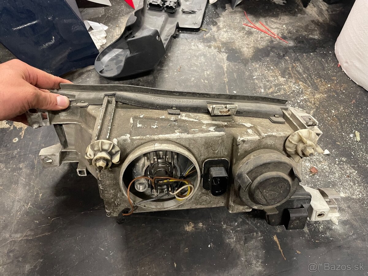 predne prave svetlo octavia 1 predfl - 2