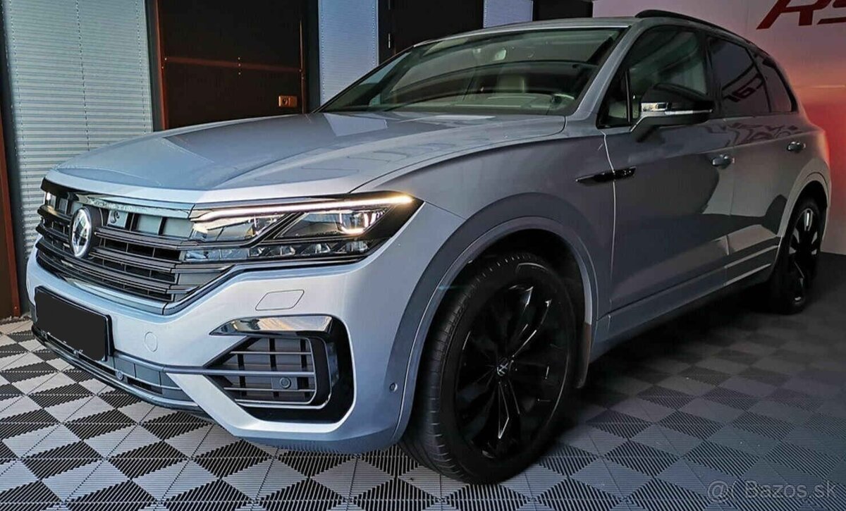 VW TOUAREG R-LINE 210KW - 2