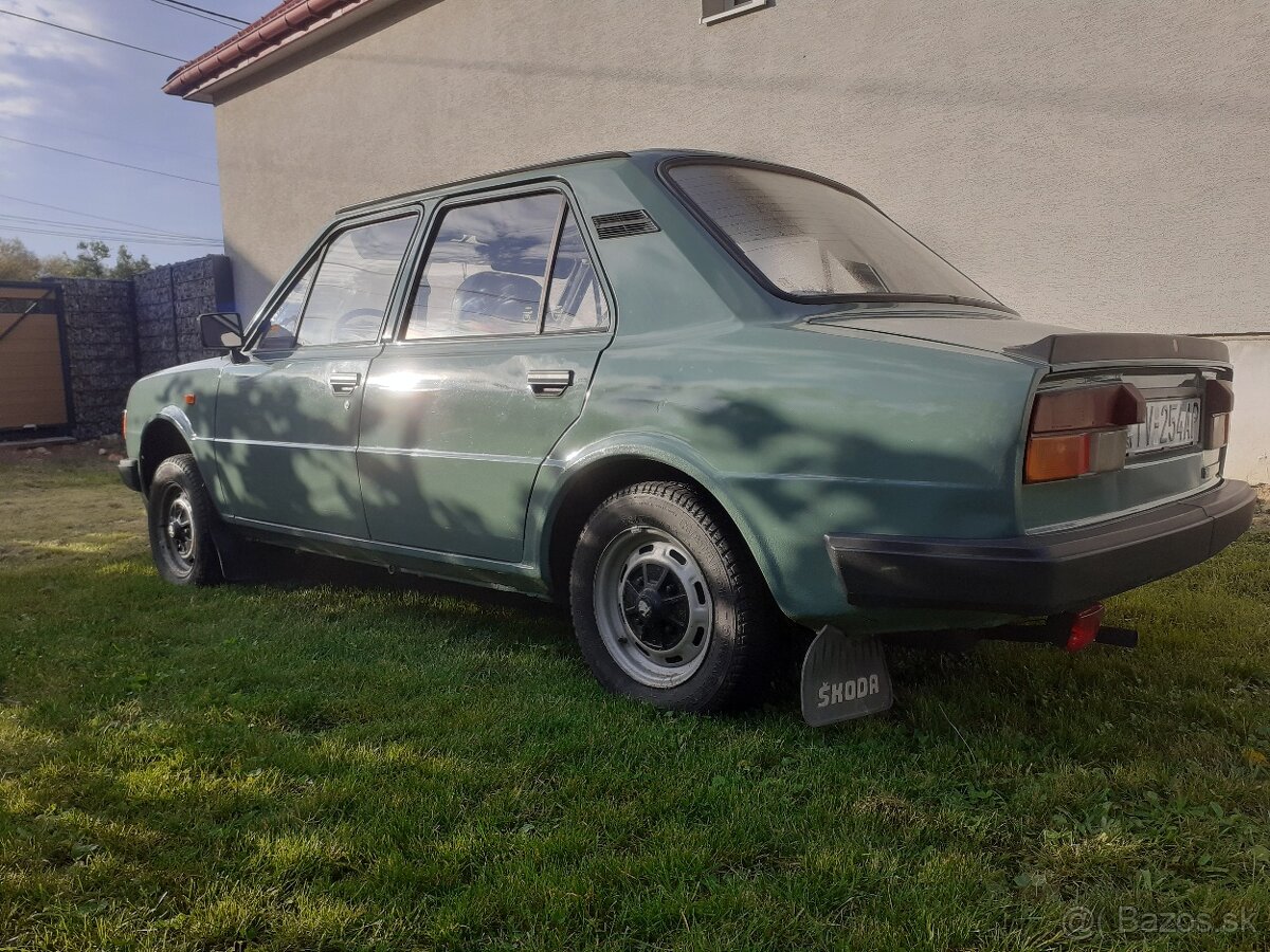 Škoda 120L - 2