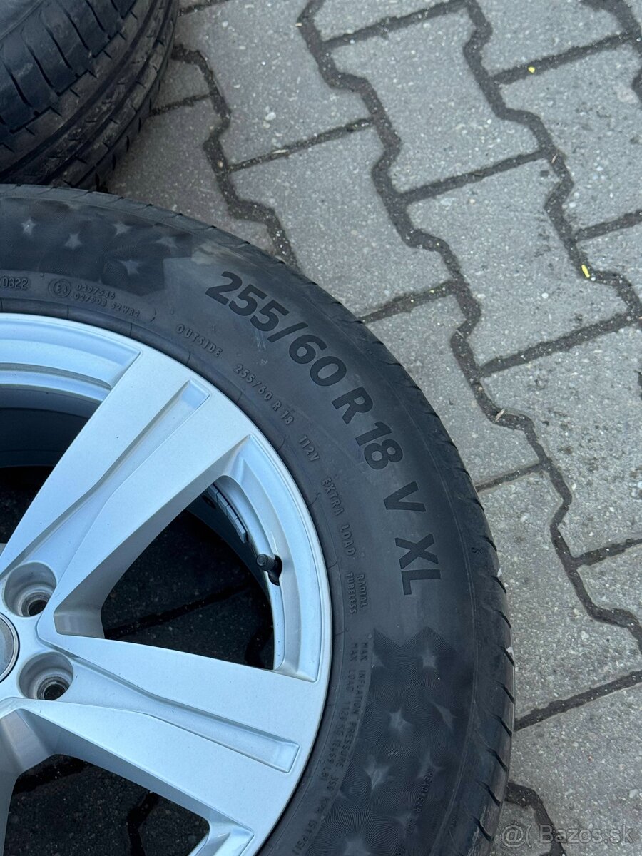 Audi Q7 SQ7 R18 - 2