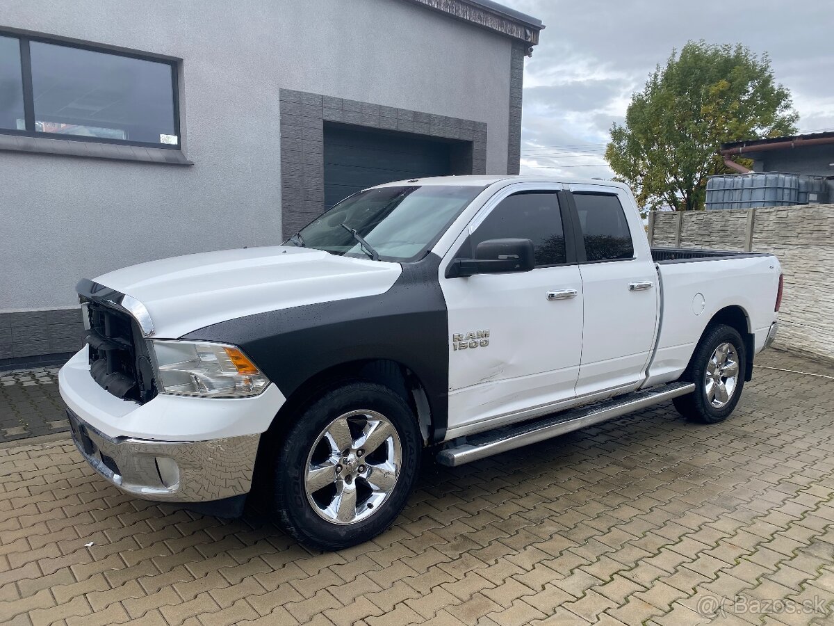 Dodge Ram 5.7 4x4 2014r - startuje i jezdi - dovuz USA - 2