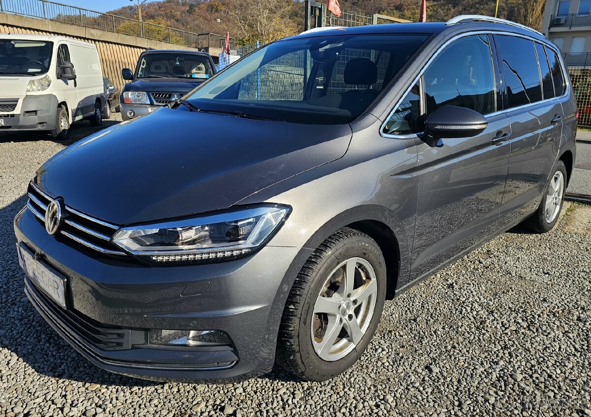 Volkswagen Touran 2.0 TDi Highline DSG - 2