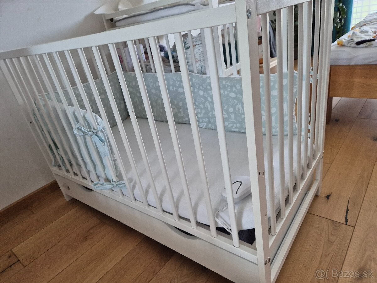 Postieľka so zásuvkou - 2