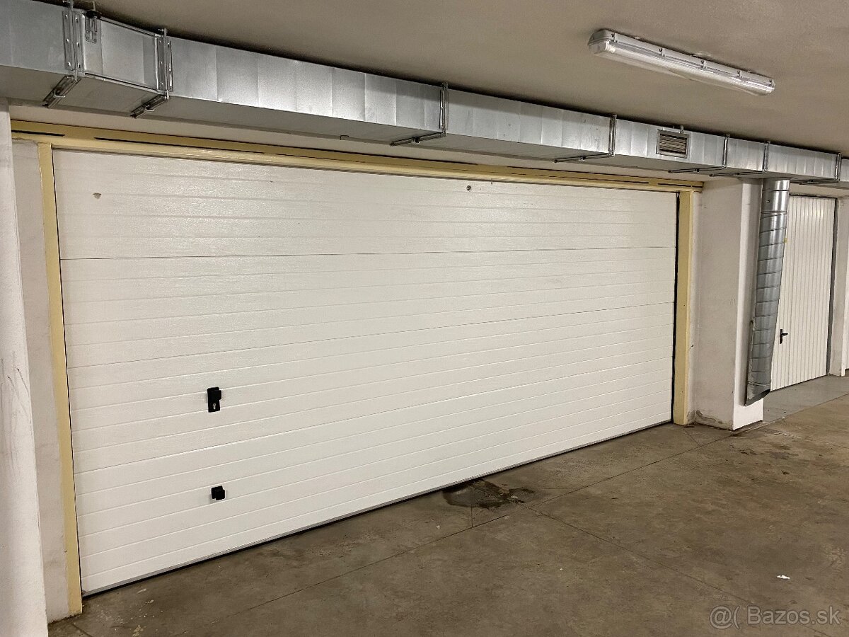 DVOJ GARÁŽ - PRENÁJOM - 2