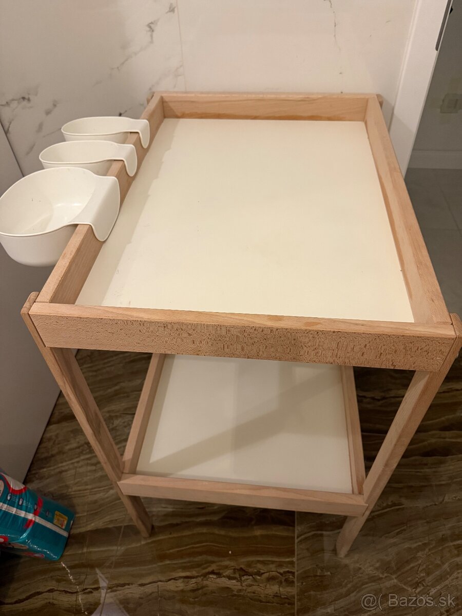 Prebalovaci pult - 2