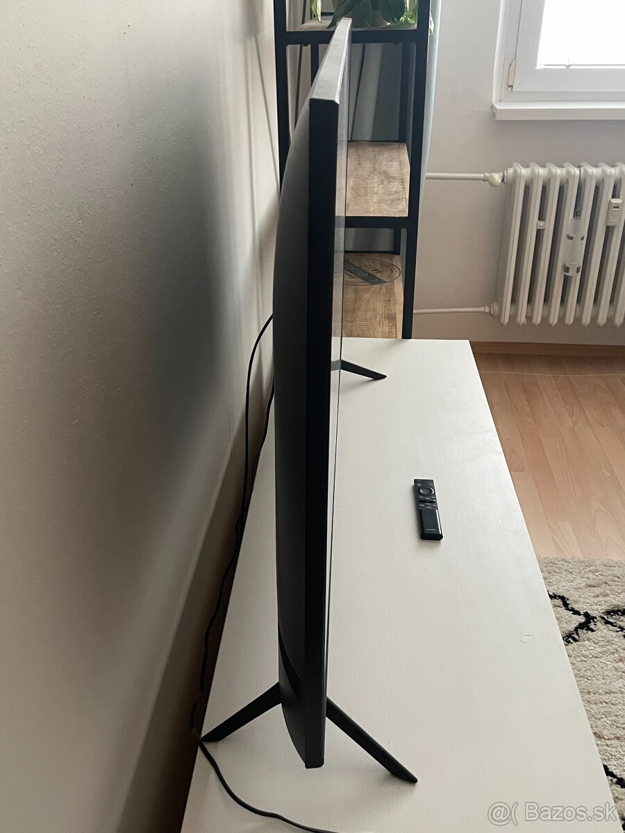 Televízor Samsung UE50CU7172 - 2