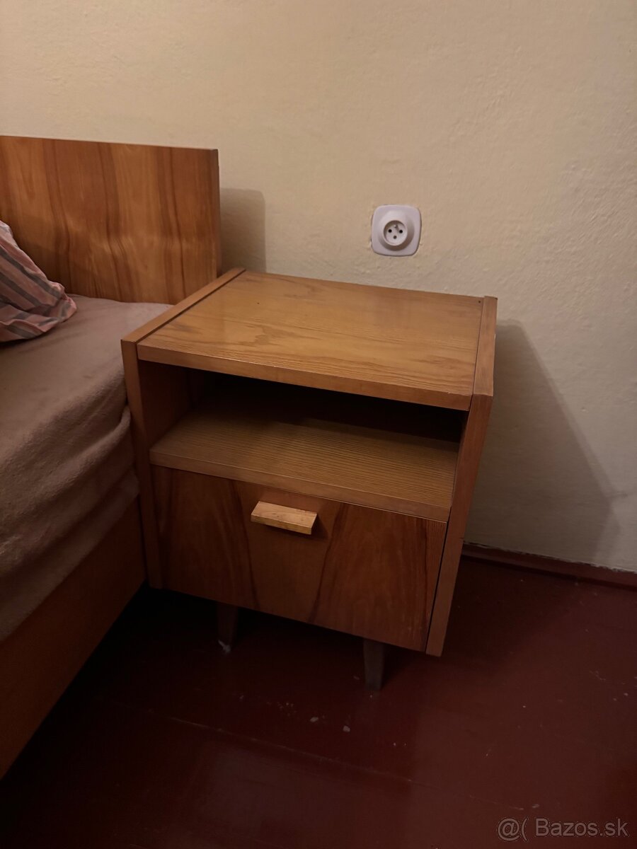 Nočné stolíky retro 2 ks - 2
