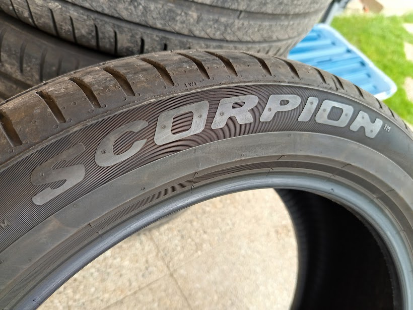 Letné pneumatiky PIRELLI SCORPION 255/45 R19 - 2