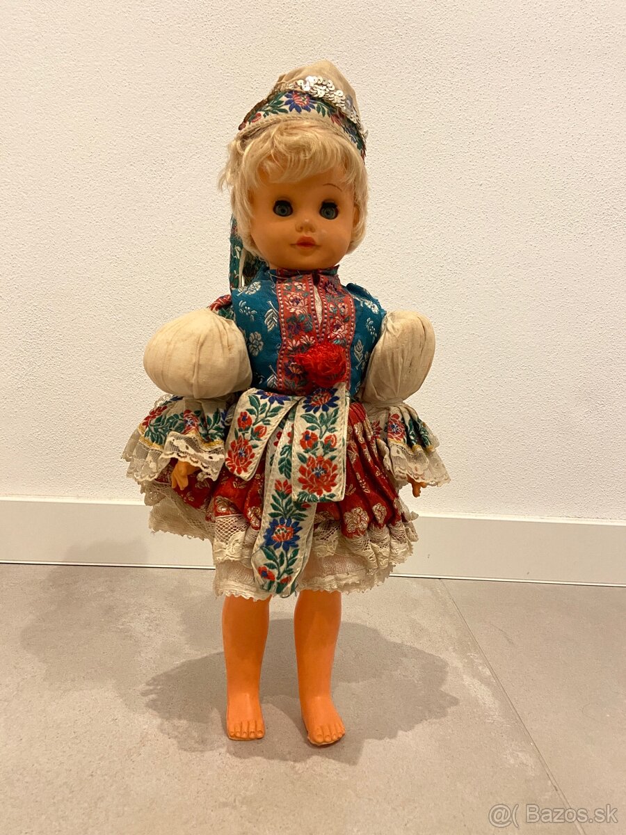 bábika v kroji - 2