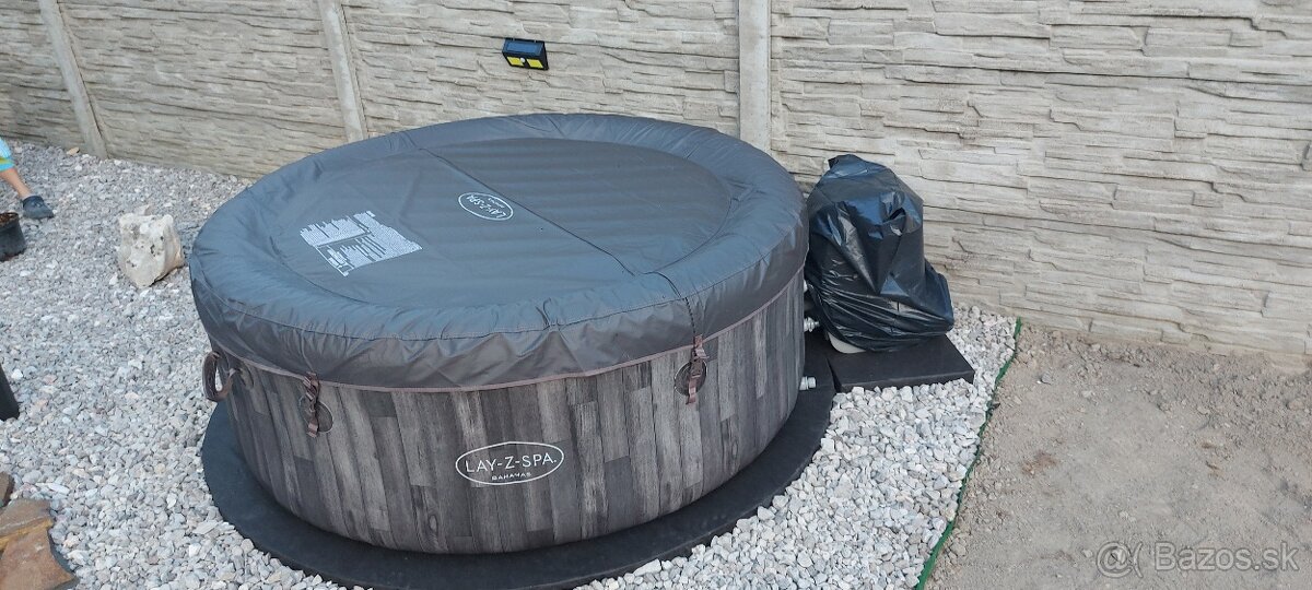 Bestway Lay-Z Spa Bahamas - 2