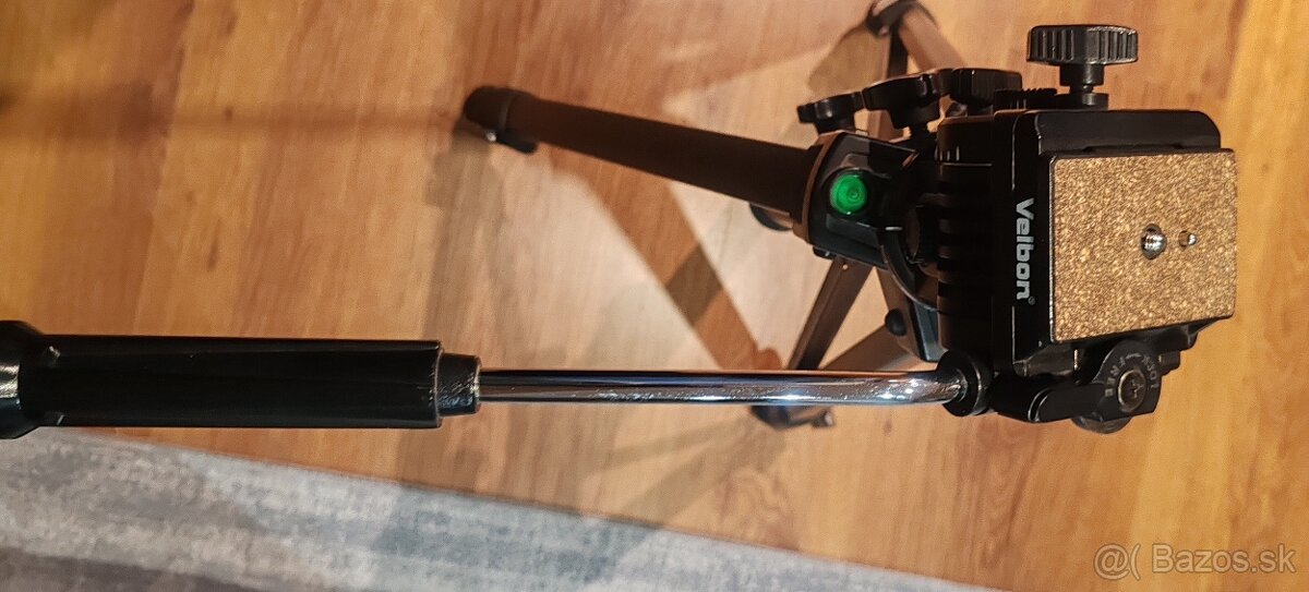 statív Velbon D600 - 2