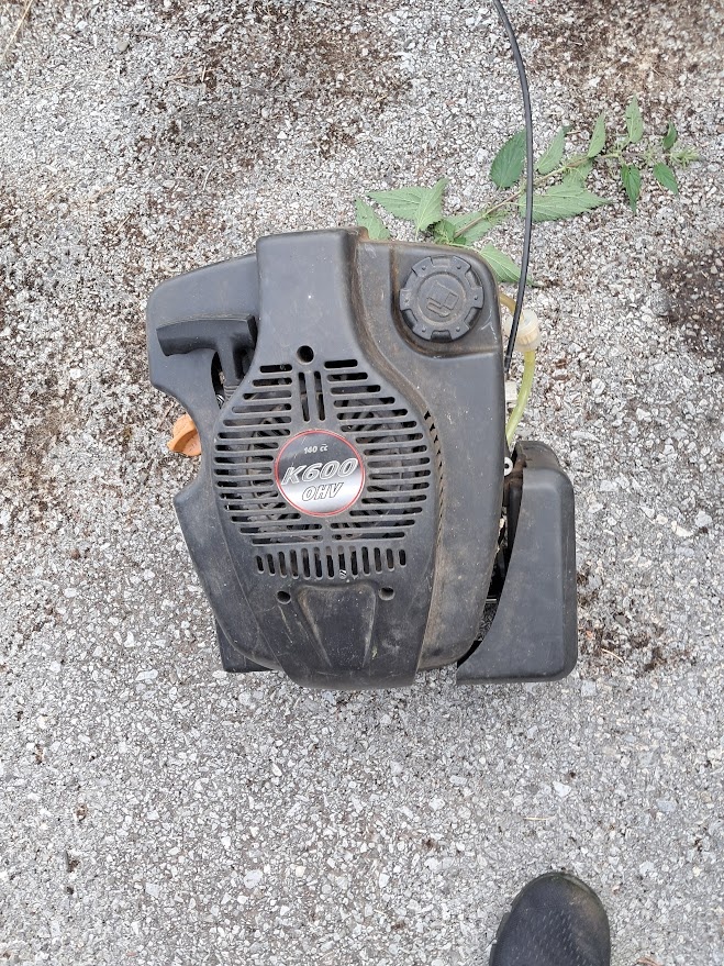 Predám motor z kosačky - 2