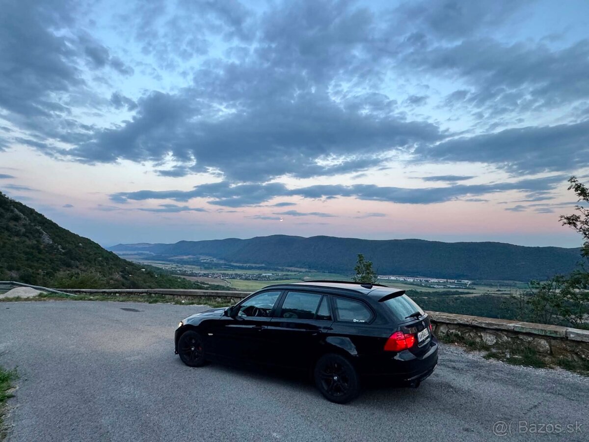 BMW E91 318d 105kw 2011r.v. - 2