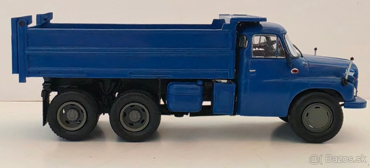 Tatra 148 1:43 - 2