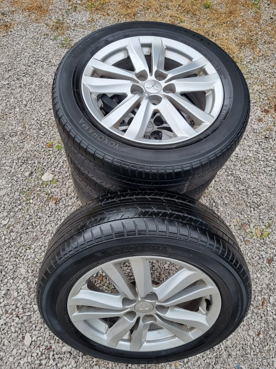 ==114,3 ==215/60 R17==Letné== - 2