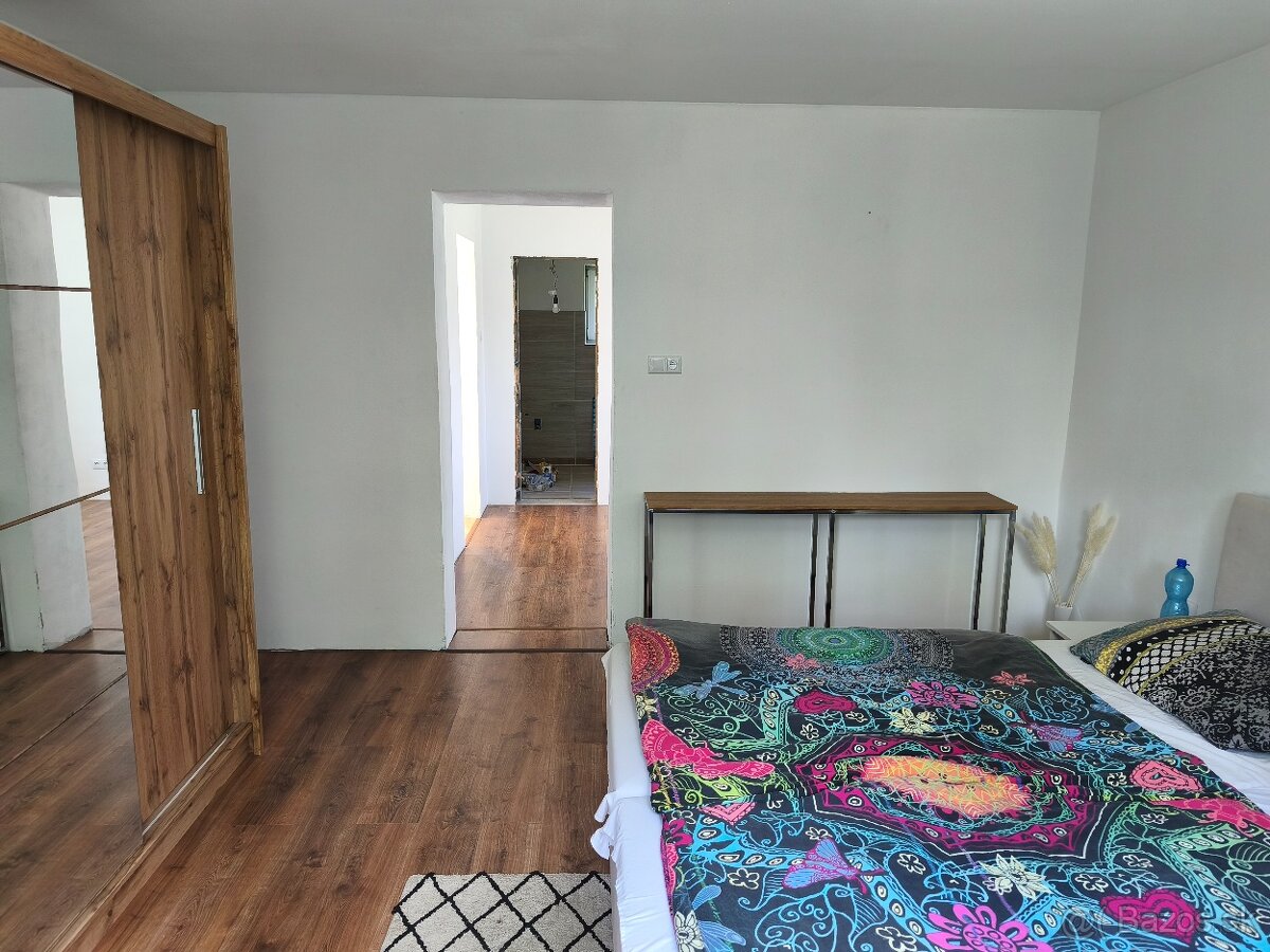 RODINNÝ DOM SKLENÉ - TURČIANSKÉ TEPLICE - 2