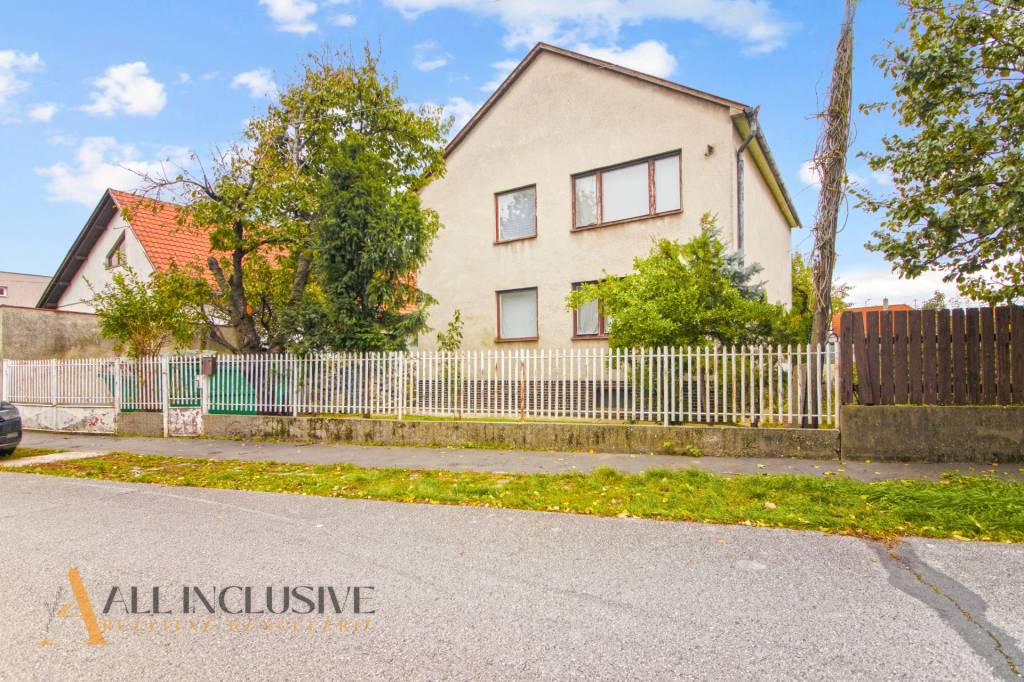 ALL INCLUSIVE I 5 IZBOVÝ RD S GARÁŽOU, POZEMOK 712 M2- MATÚŠ - 2