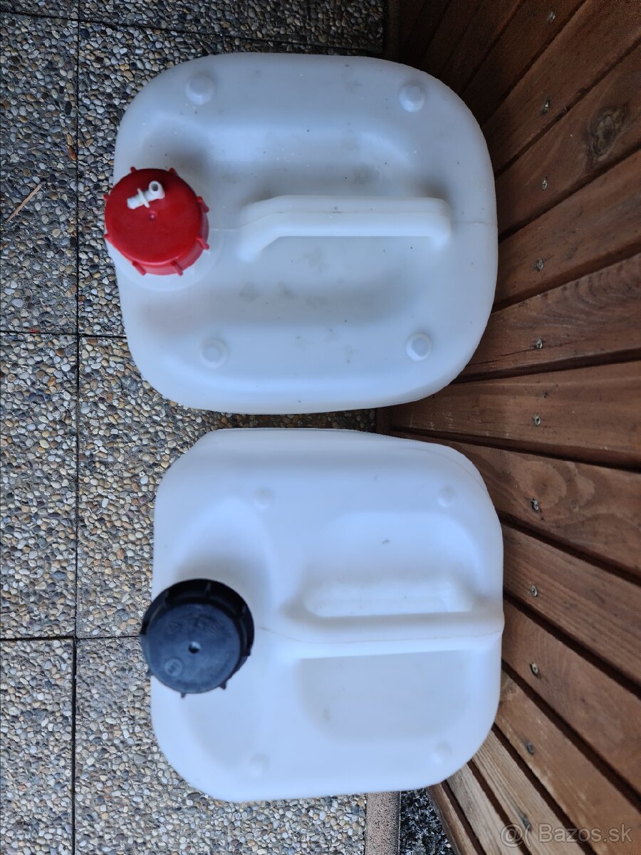 Plastové bandasky cca 20l - 2