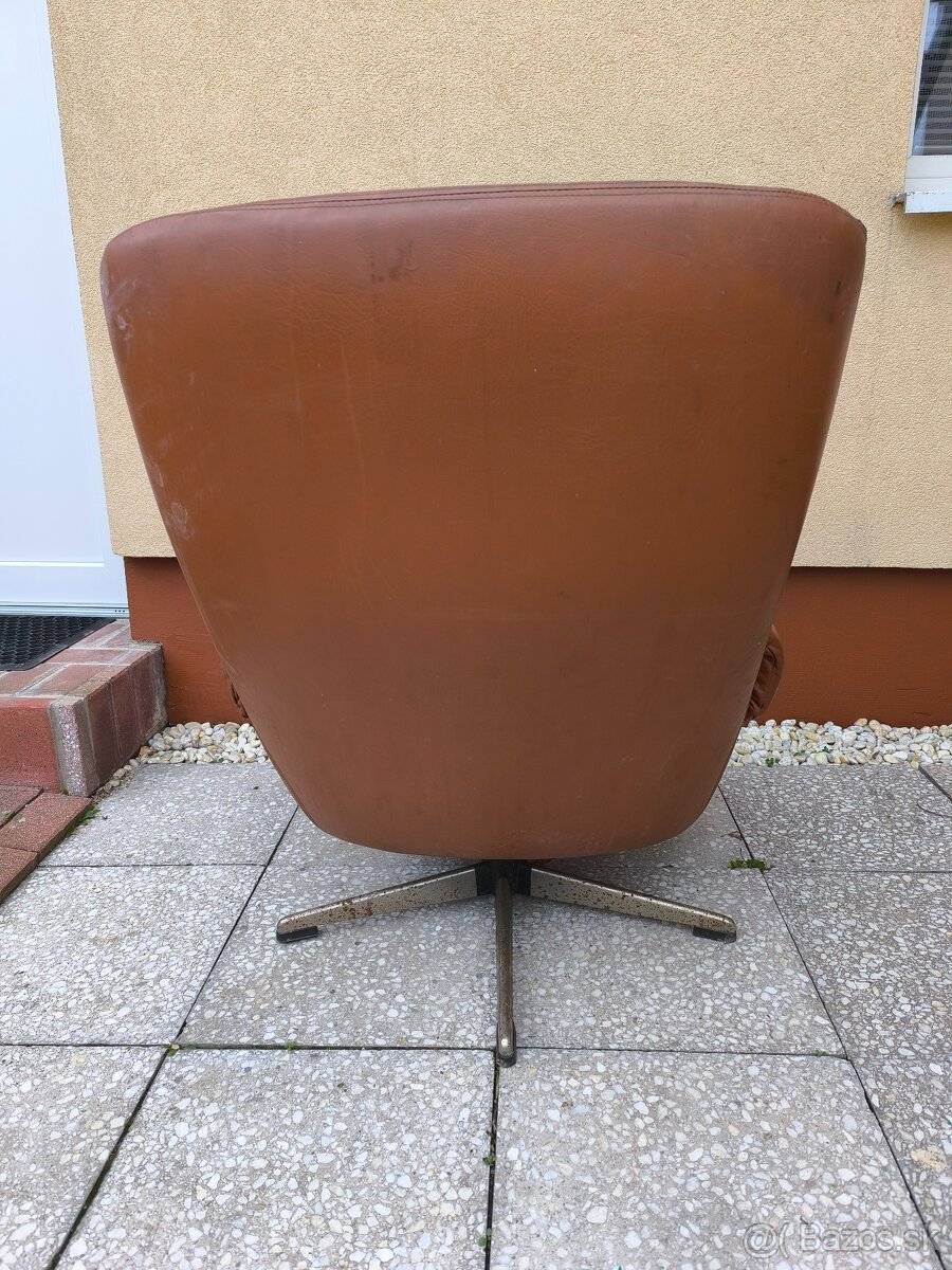 Kreslo PEEM Finsko,Tuzex. - 2