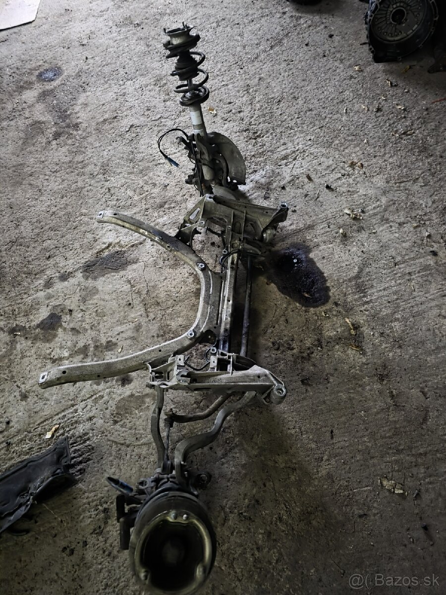 Napravnice bmw e60 predna + zadna - 2