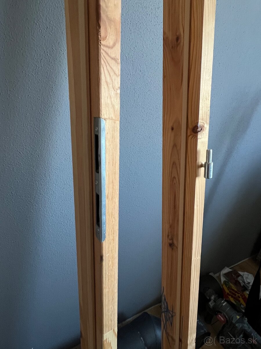 2x zarubna 1x dvere - 2