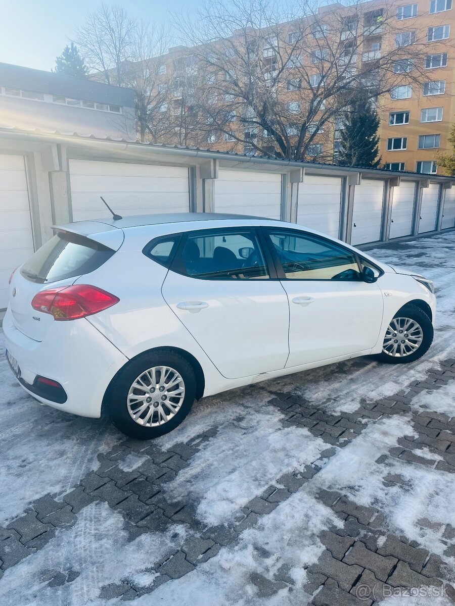 Kia Ceed 1.6 Diesel - 2