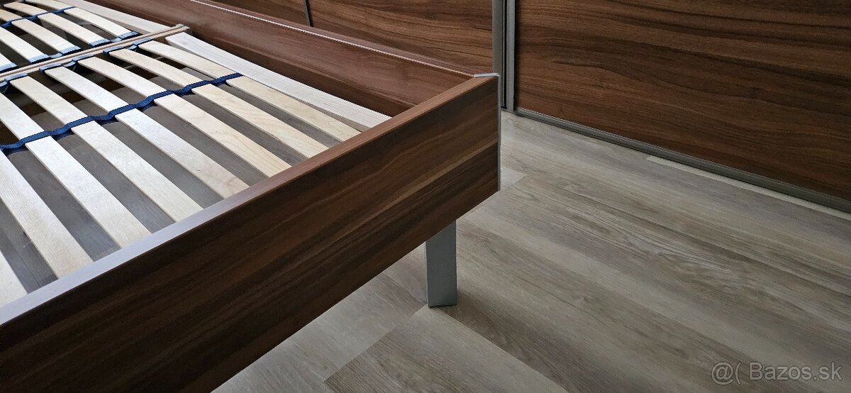 Manželská posteľ 180 x 200 cm - 2