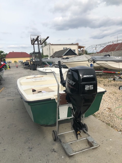 Rybársky čln sportyacht - 2