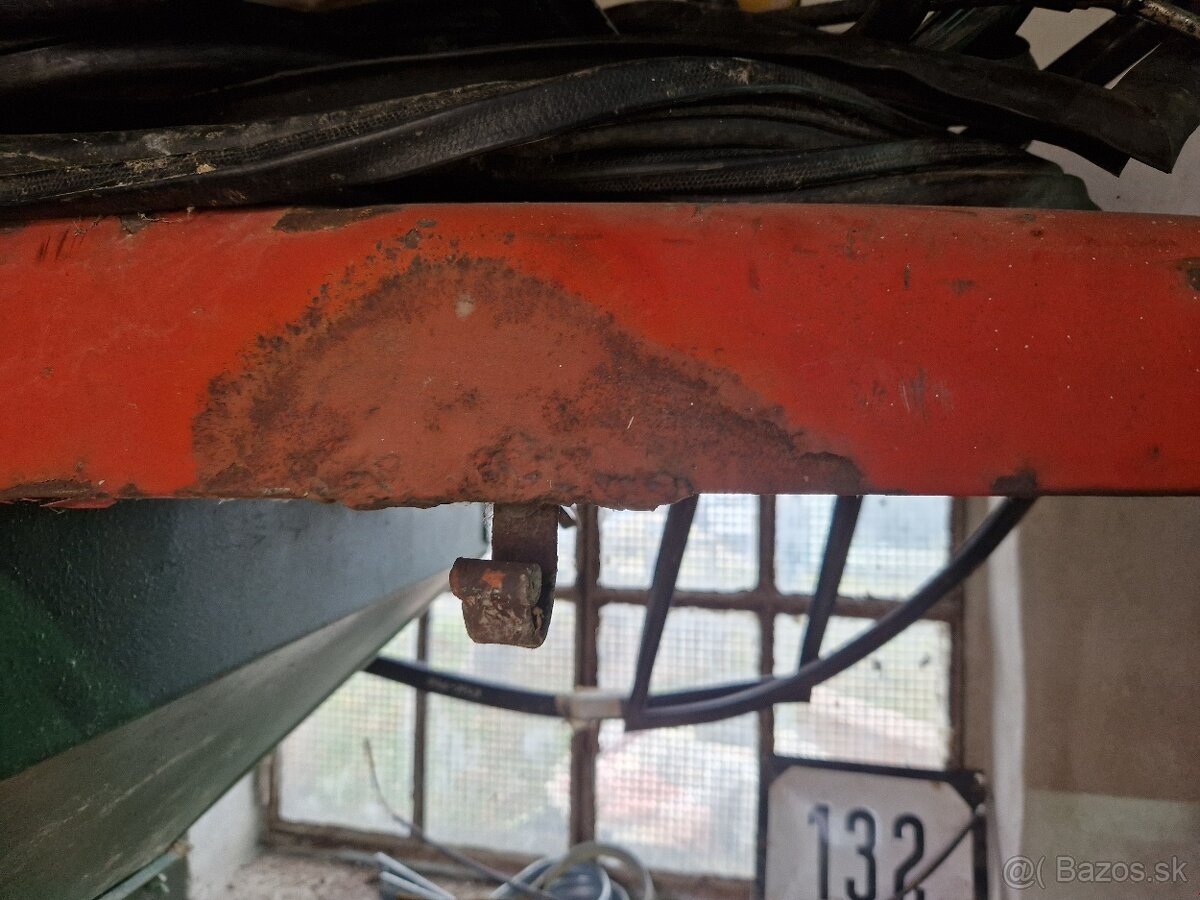 Zetor kapota - 2