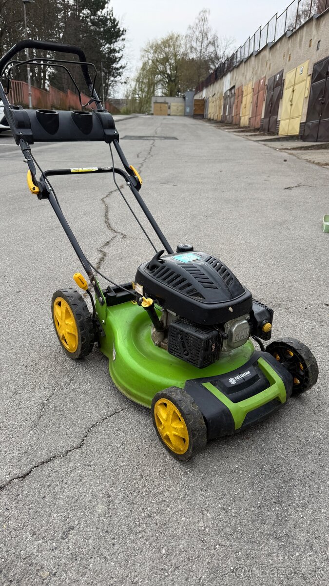 Kosačka s pojazdom Fieldman - 2