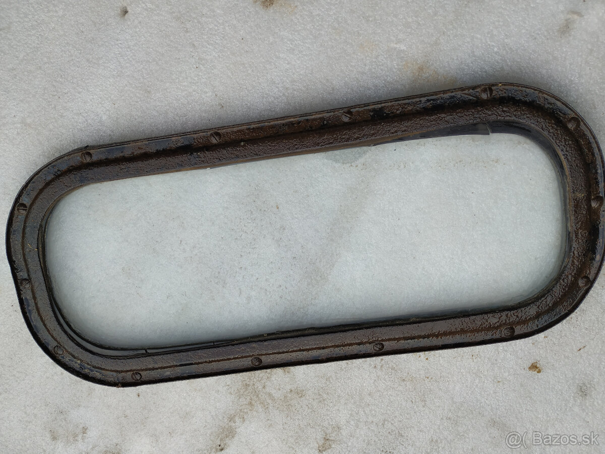 zadne okno Gaz 69 - 2