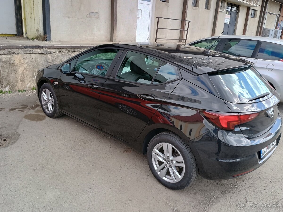 Opel Astra 2016 - 2