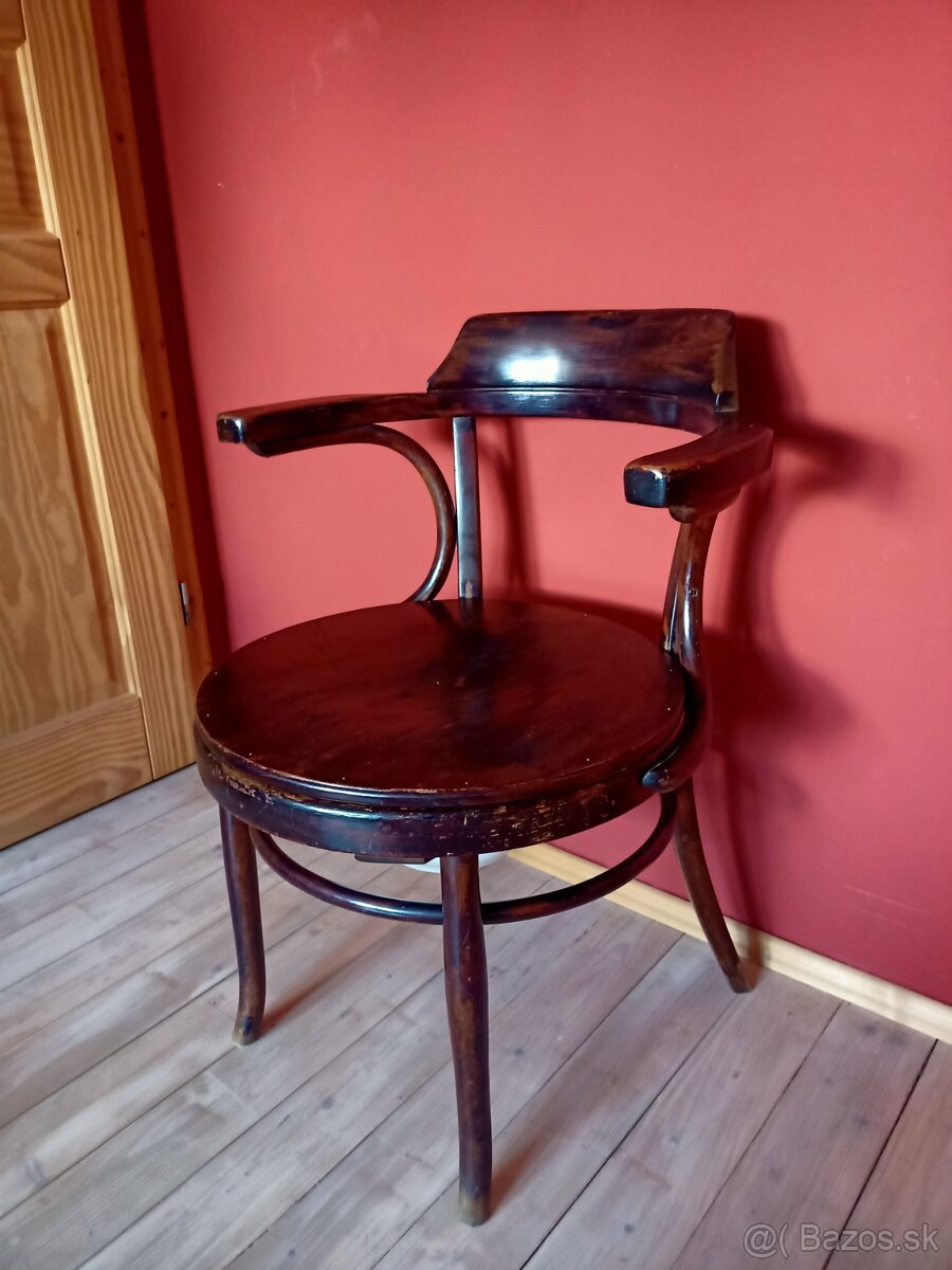 Thonet nocnikove kreslo - 2