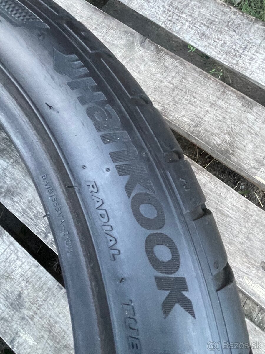 Hankook 225/40 R18 letné - 2