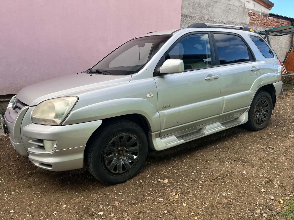 KIA SPORTAGE 2.0 benzín - 2